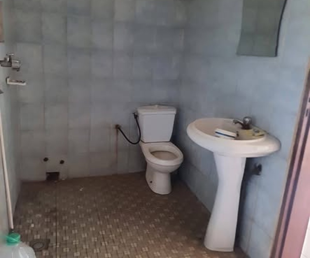 Studio moderne à louer à Oyom Abang (Chapelle)