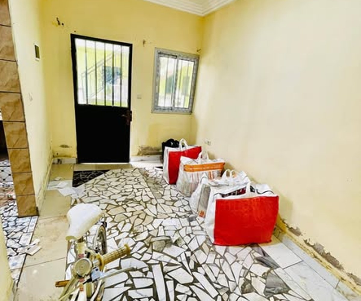 Chambre moderne à Biyem-Assi