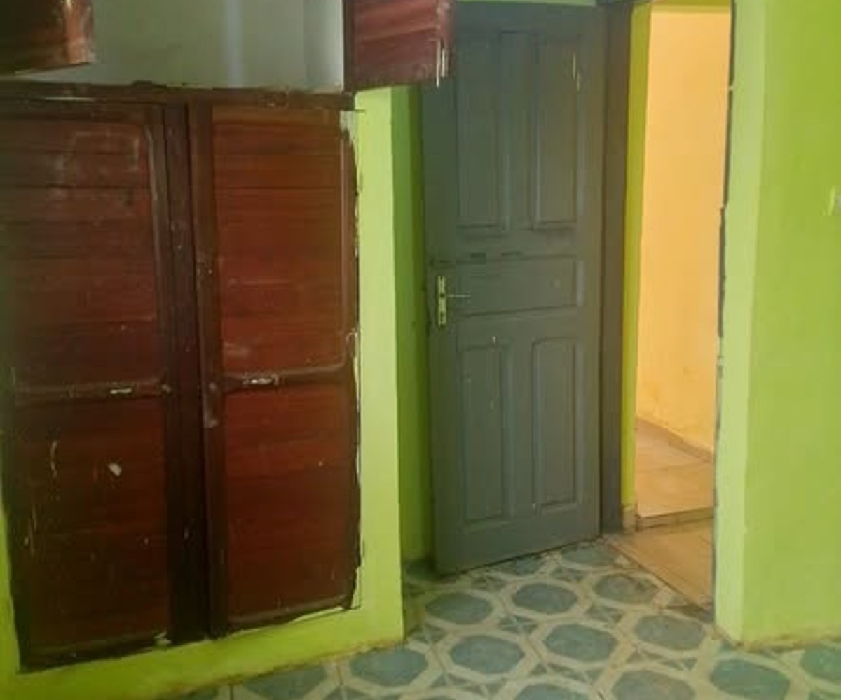 Appartement moderne à Biteng