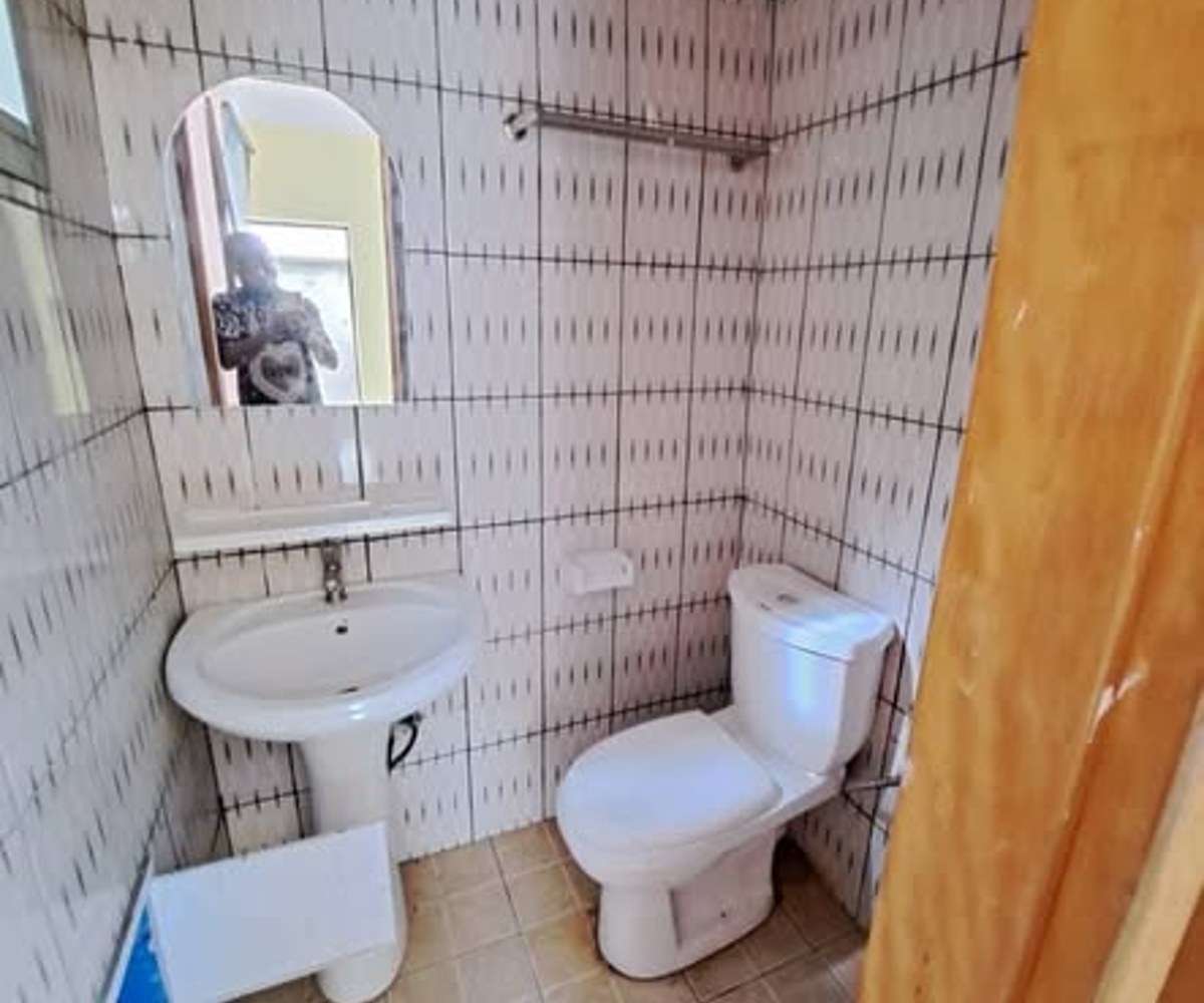 Chambre moderne à louer à Logpom