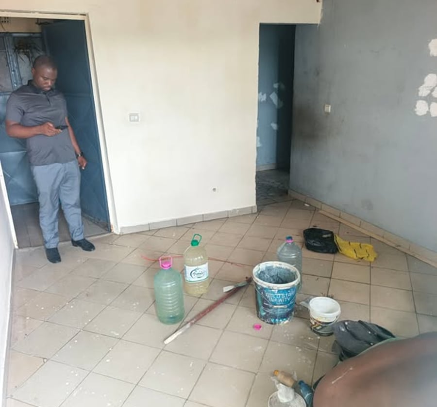 Studio moderne à louer - Logbaba, Douala