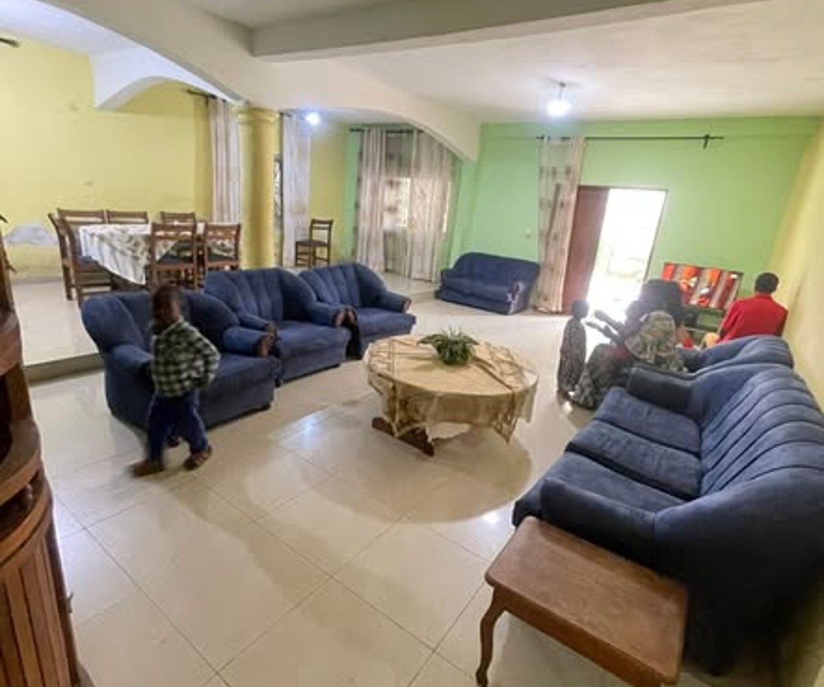 Villa moderne avec terrain à Kotto, Douala