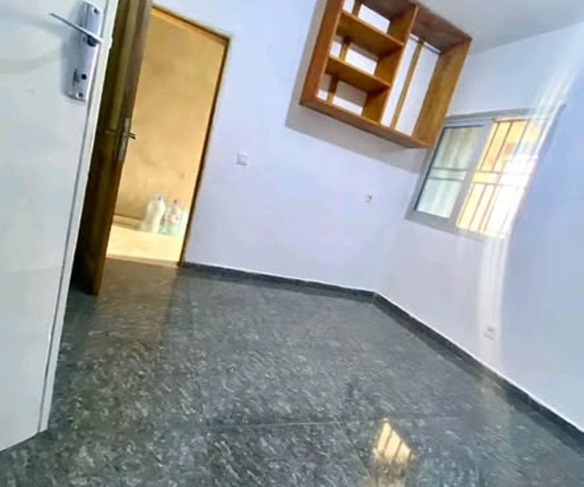 Chambre moderne à louer à Ange Raphaël