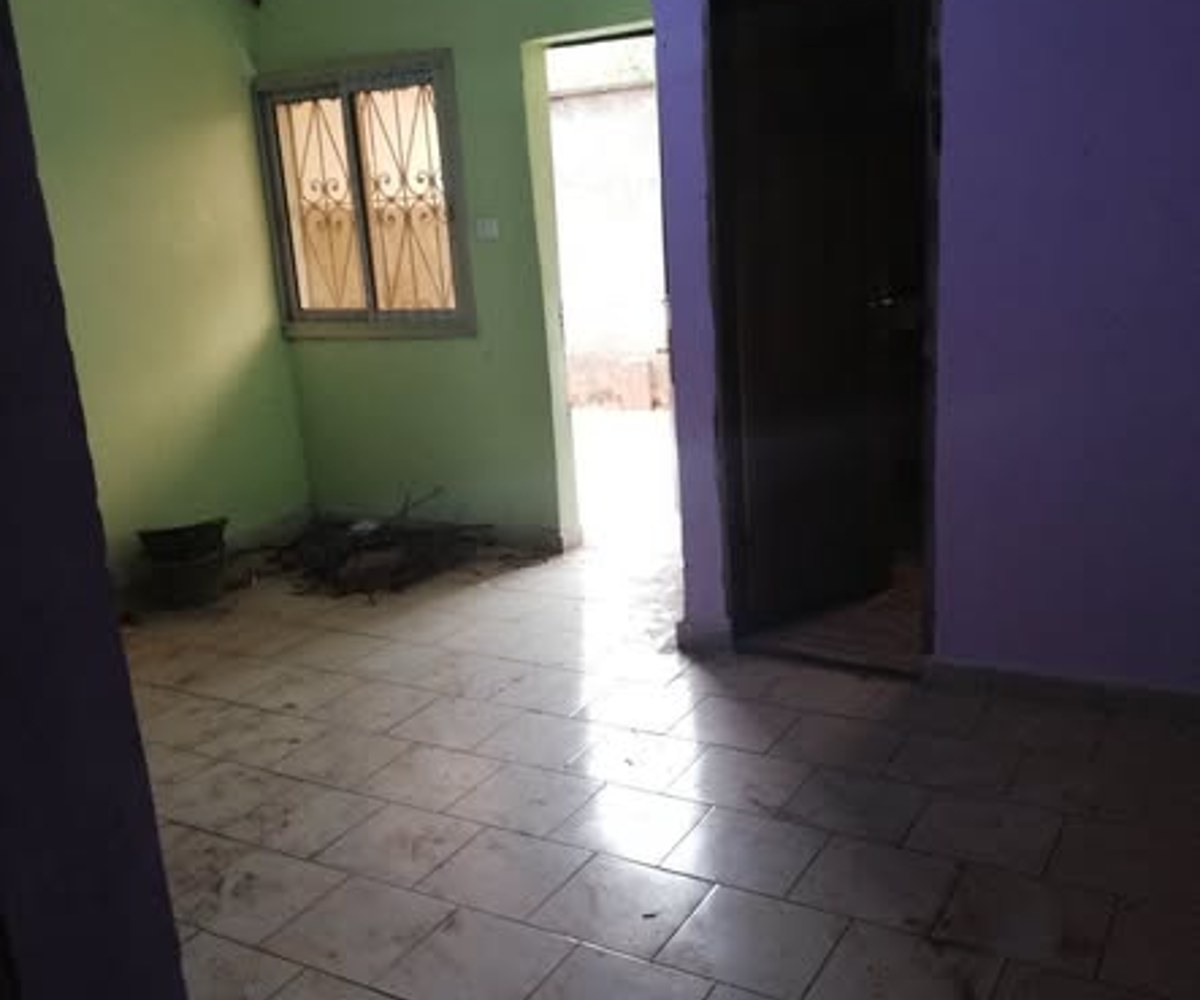 Studio moderne à louer - Awae Escalier, Yaoundé