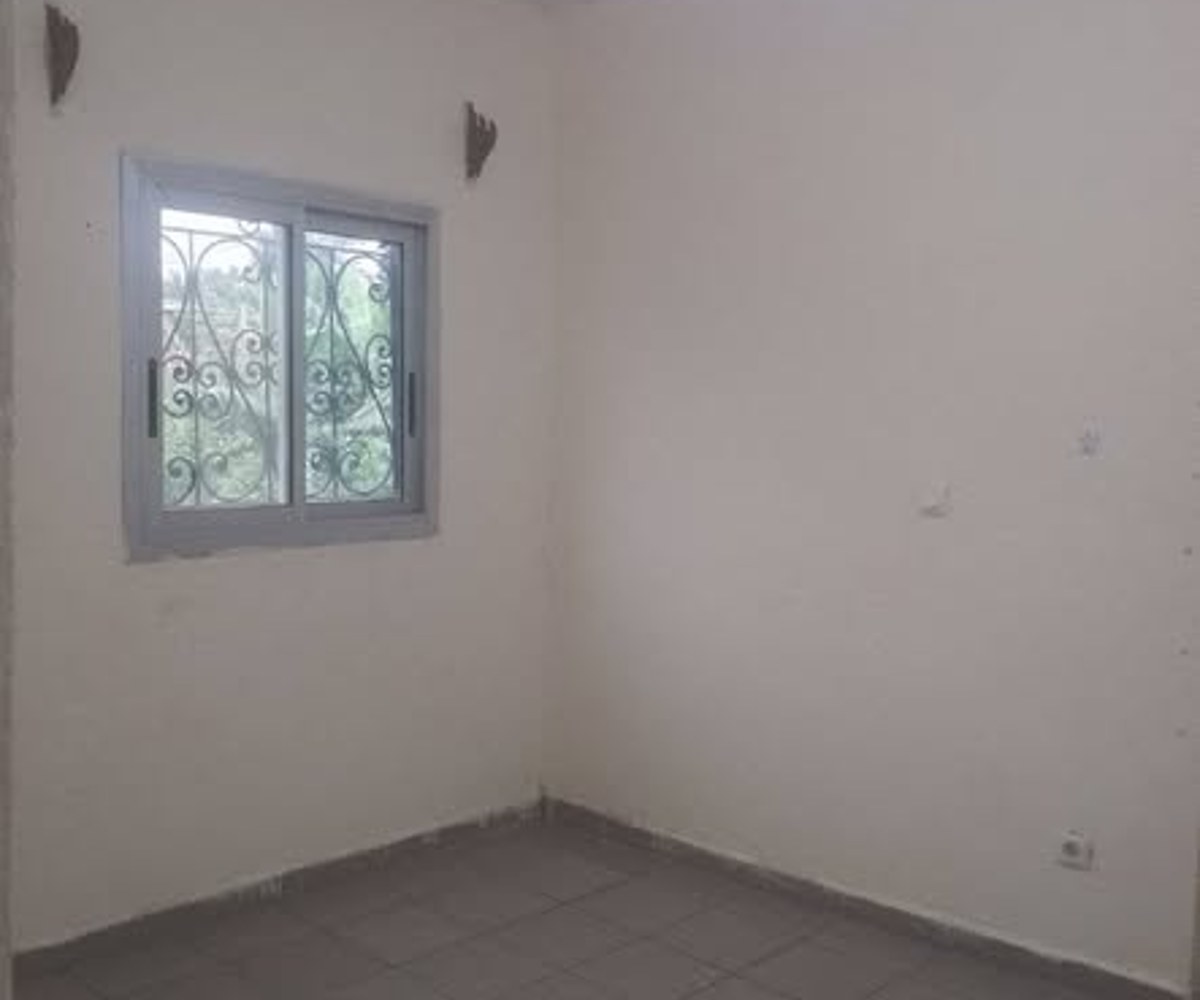 Chambre moderne à Mimboman