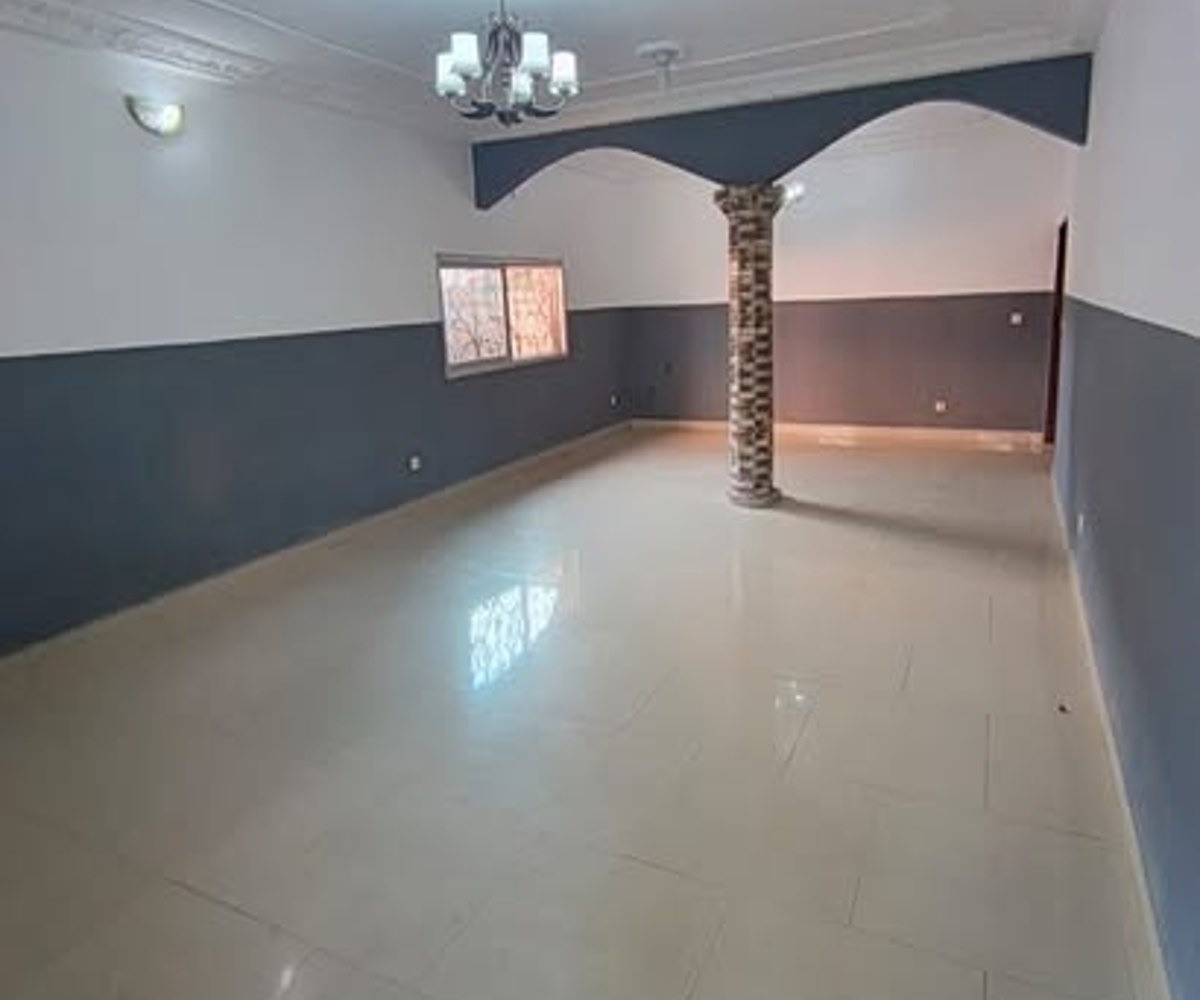 Grand appartement moderne semi-individuel à Damas