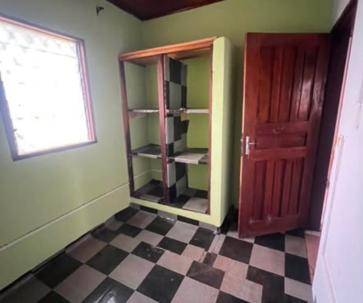 Appartement 2 chambres à louer à Mendong