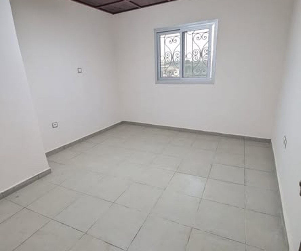 Appartement 3 chambres à louer à Odza