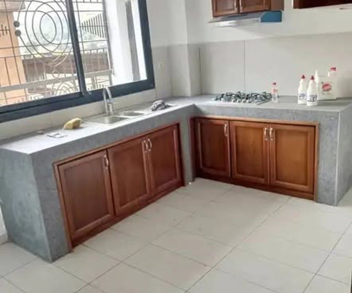 Appartement 2 chambres à louer – Coron, Yaoundé