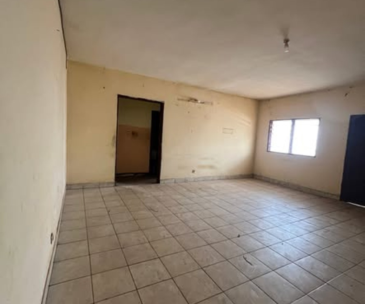 Appartement pour bureau à Ngousso - 3 chambres