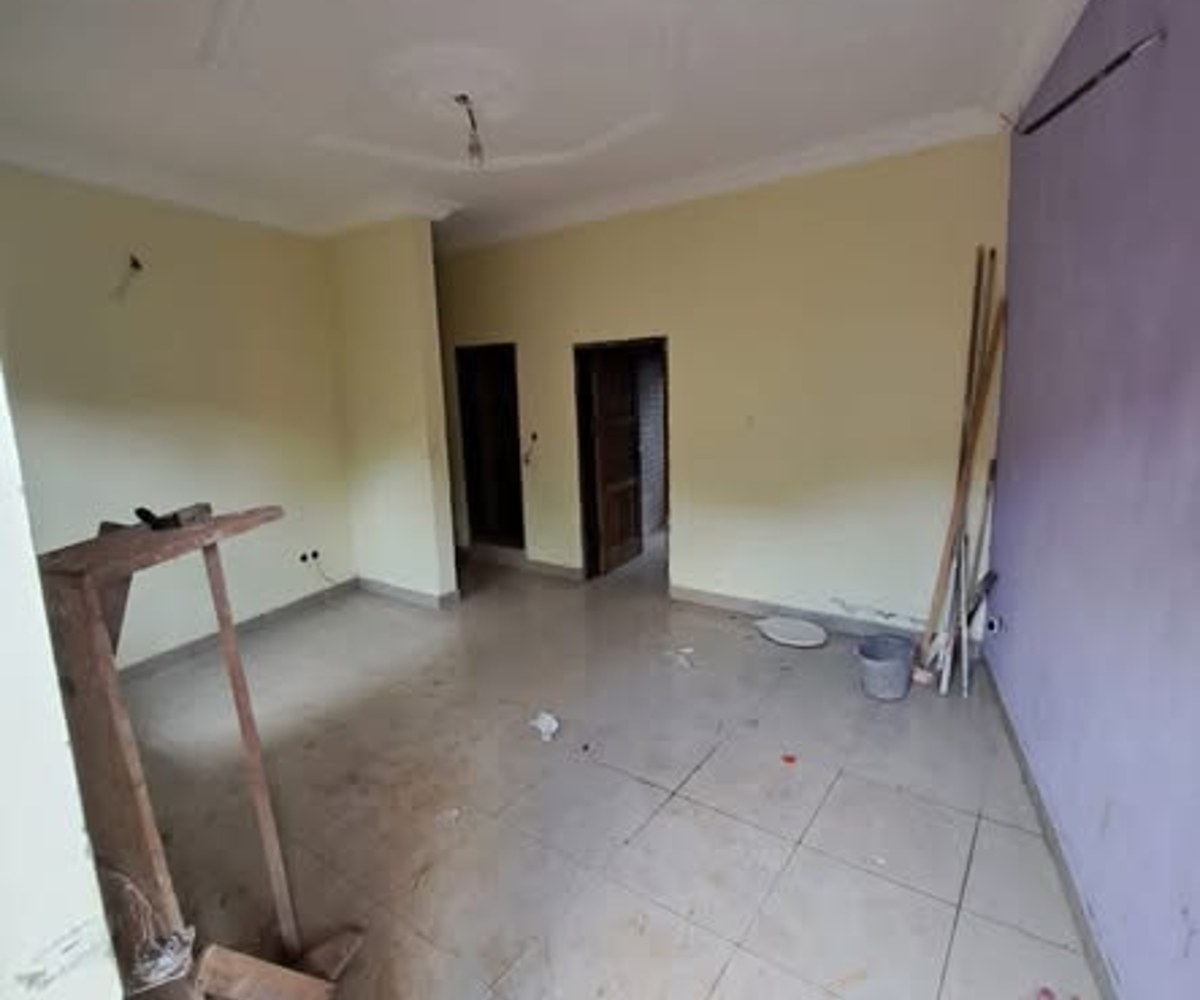 Appartement moderne à Odza Petit Marché