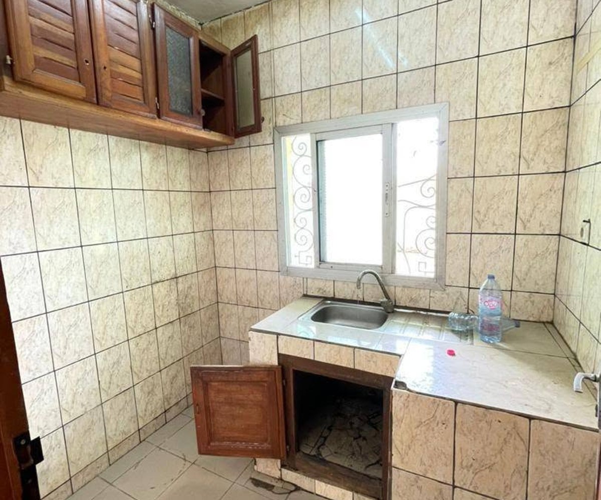 Studio moderne à louer - Yaoundé Nsimeyong