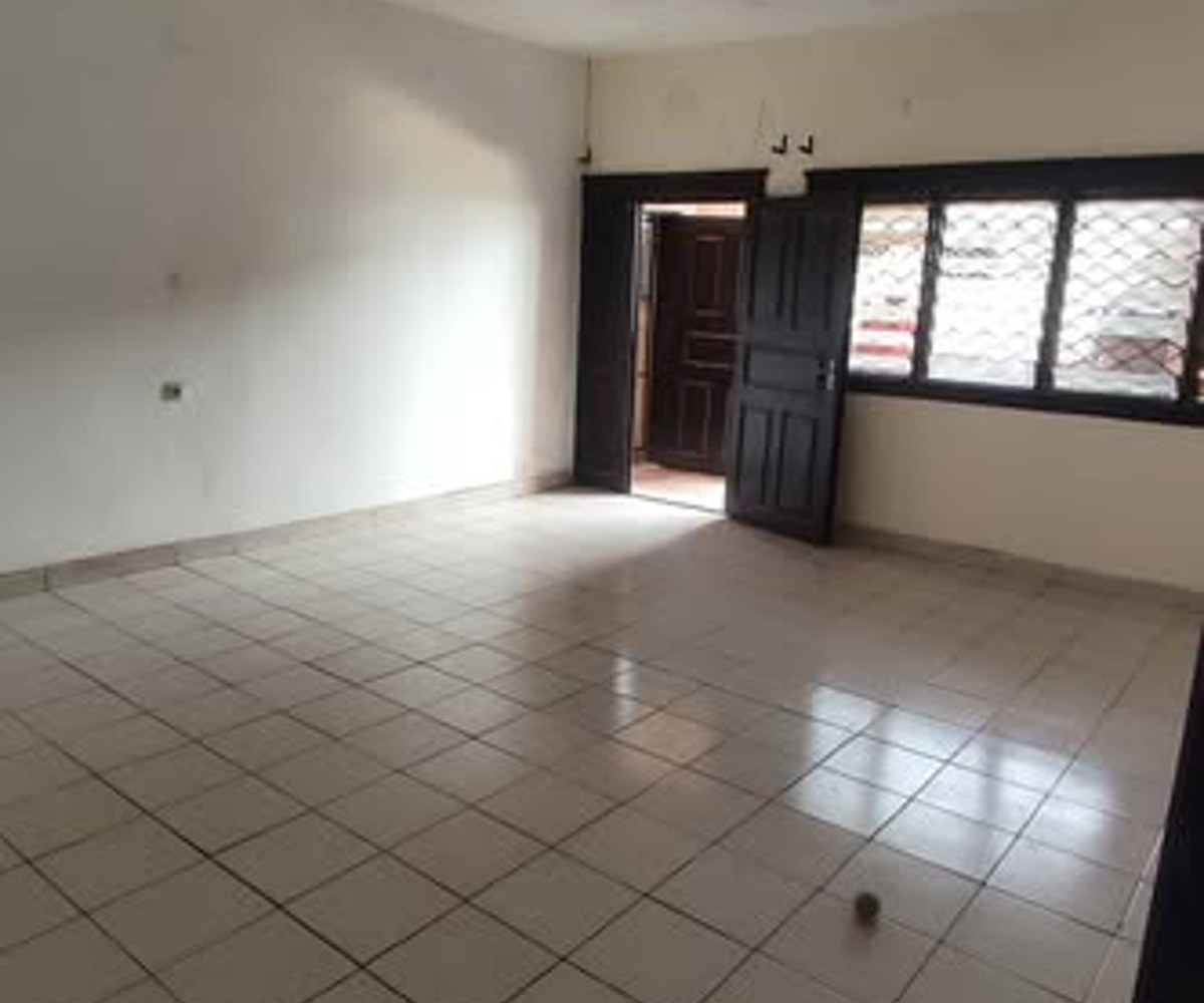 Appartement Moderne 3 Chambres - Ndogbong Compagnie