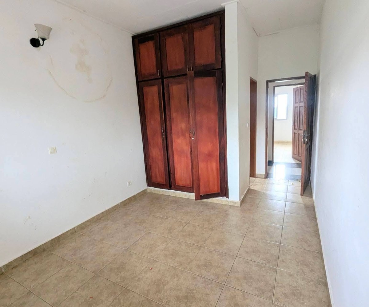 Appartement à louer - Olembé, Yaoundé