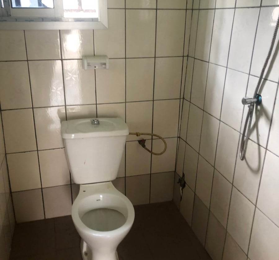Studio moderne à louer à Nkolbisson