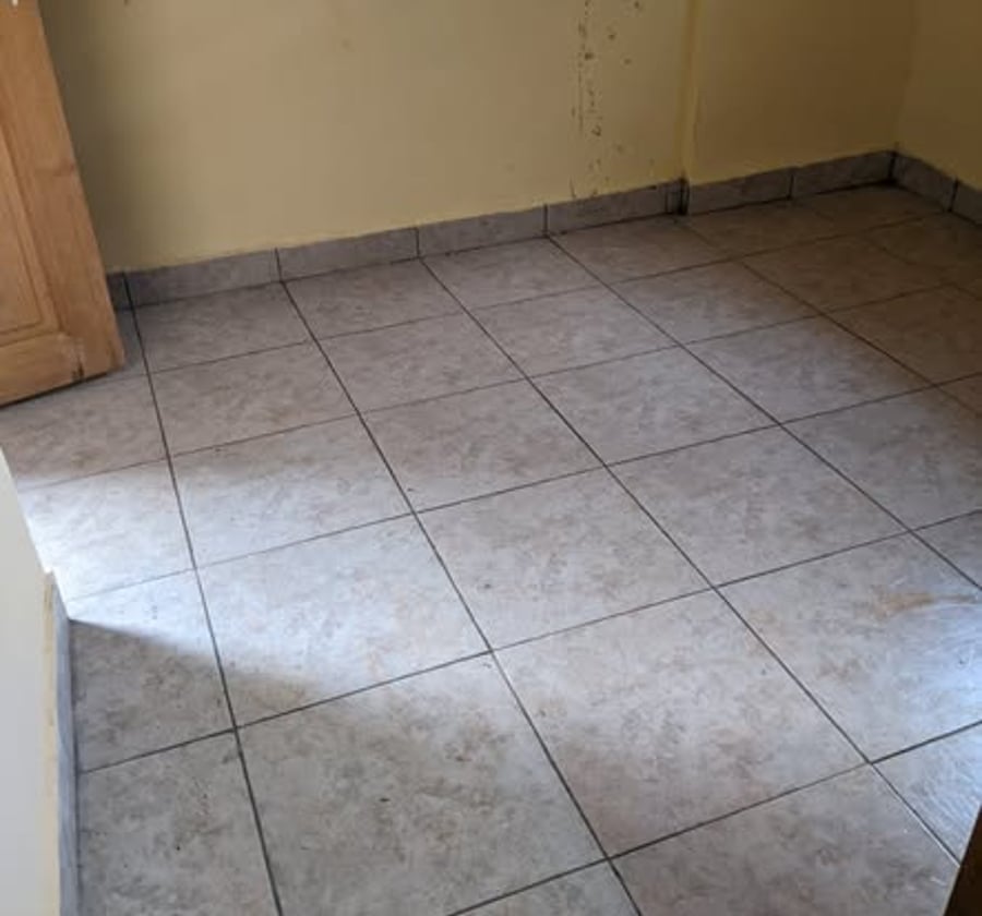Vaste chambre moderne à louer au Rond Point Damas