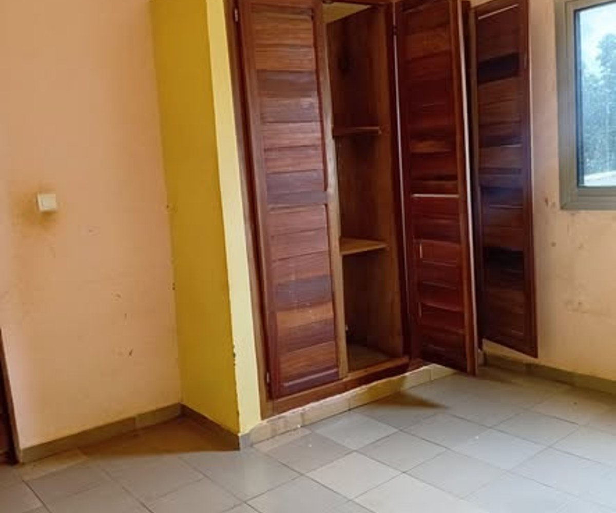 Vaste appartement 2 chambres à Damas