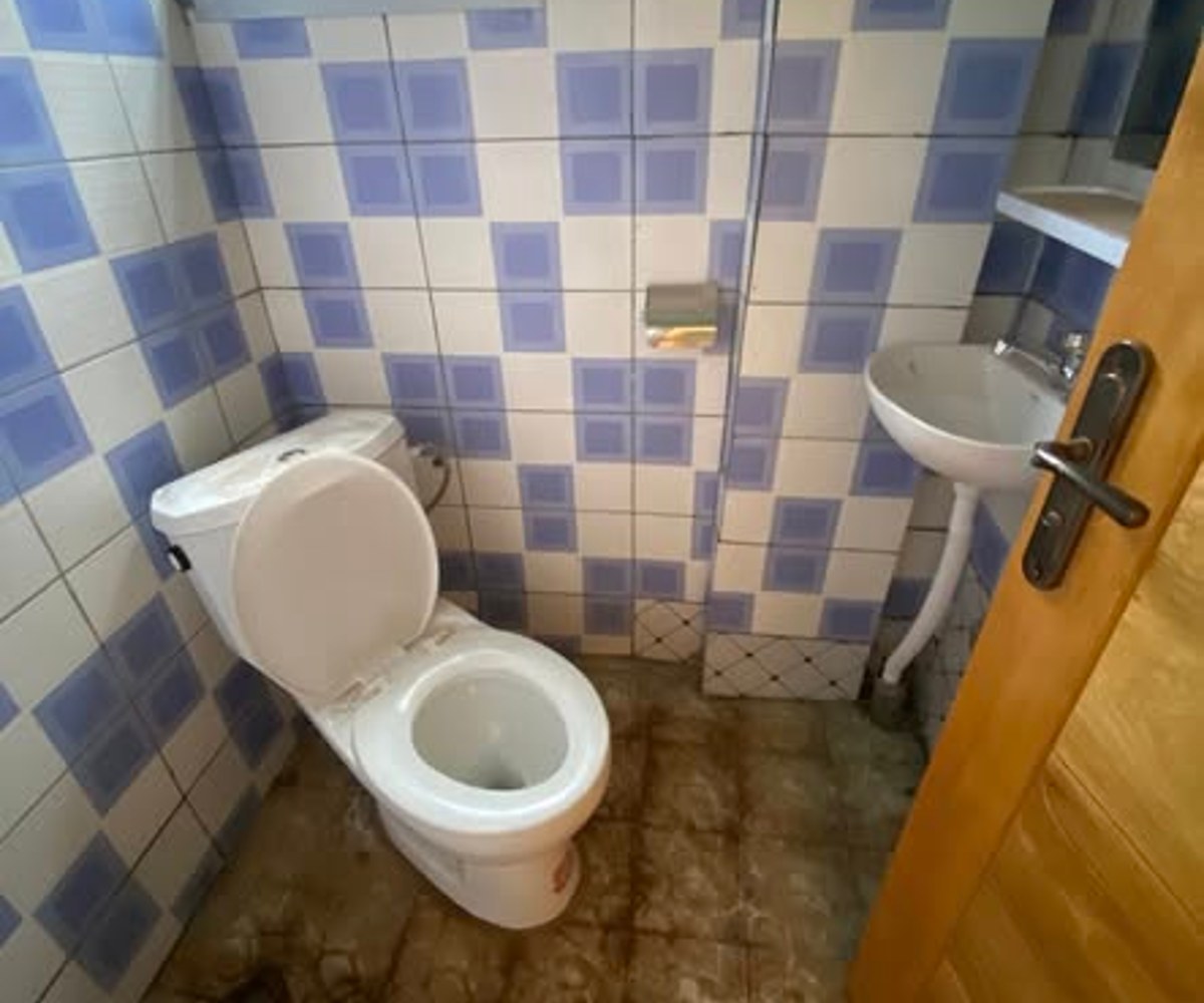 Studio moderne à louer à Mendong