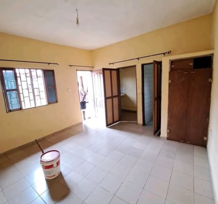 Chambre moderne à Nkoabang, Yaoundé