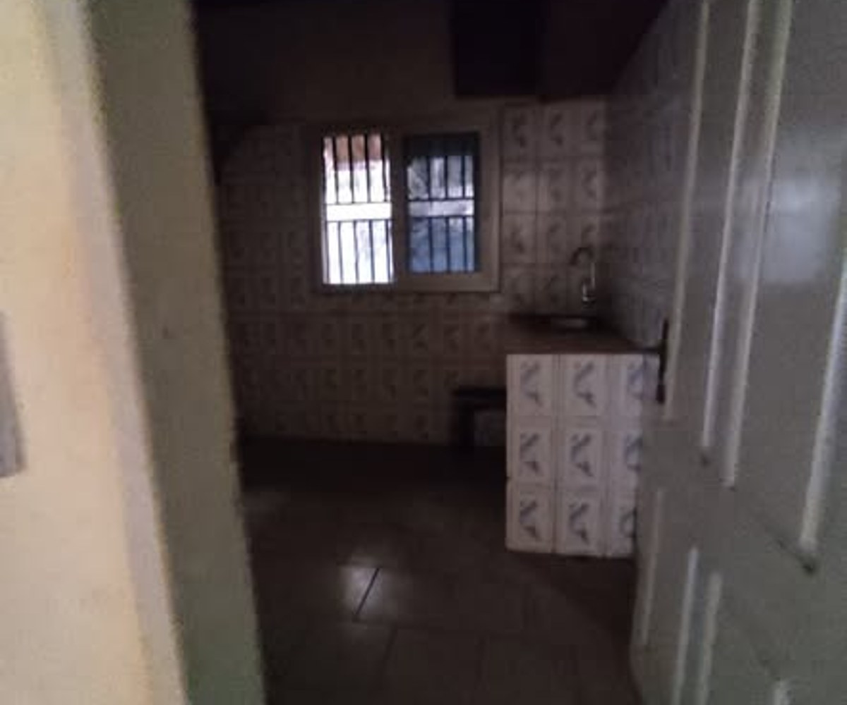 Appartement 2 chambres à Biyem-Assi Tamtam