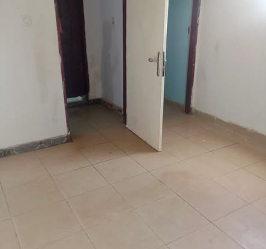 Grand appartement moderne - 2 chambres - Essomba Yaoundé