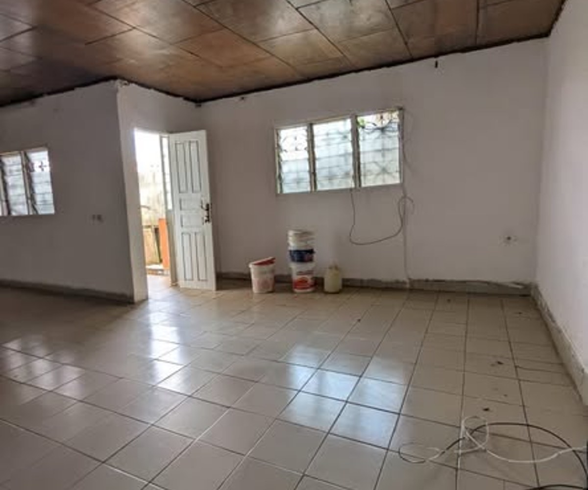 Maison à louer à Mvog-Betsi