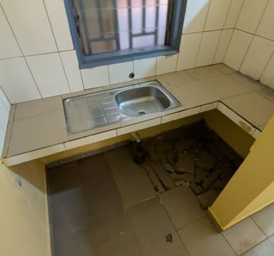 Chambre moderne à louer - Fourgerol, Yaoundé