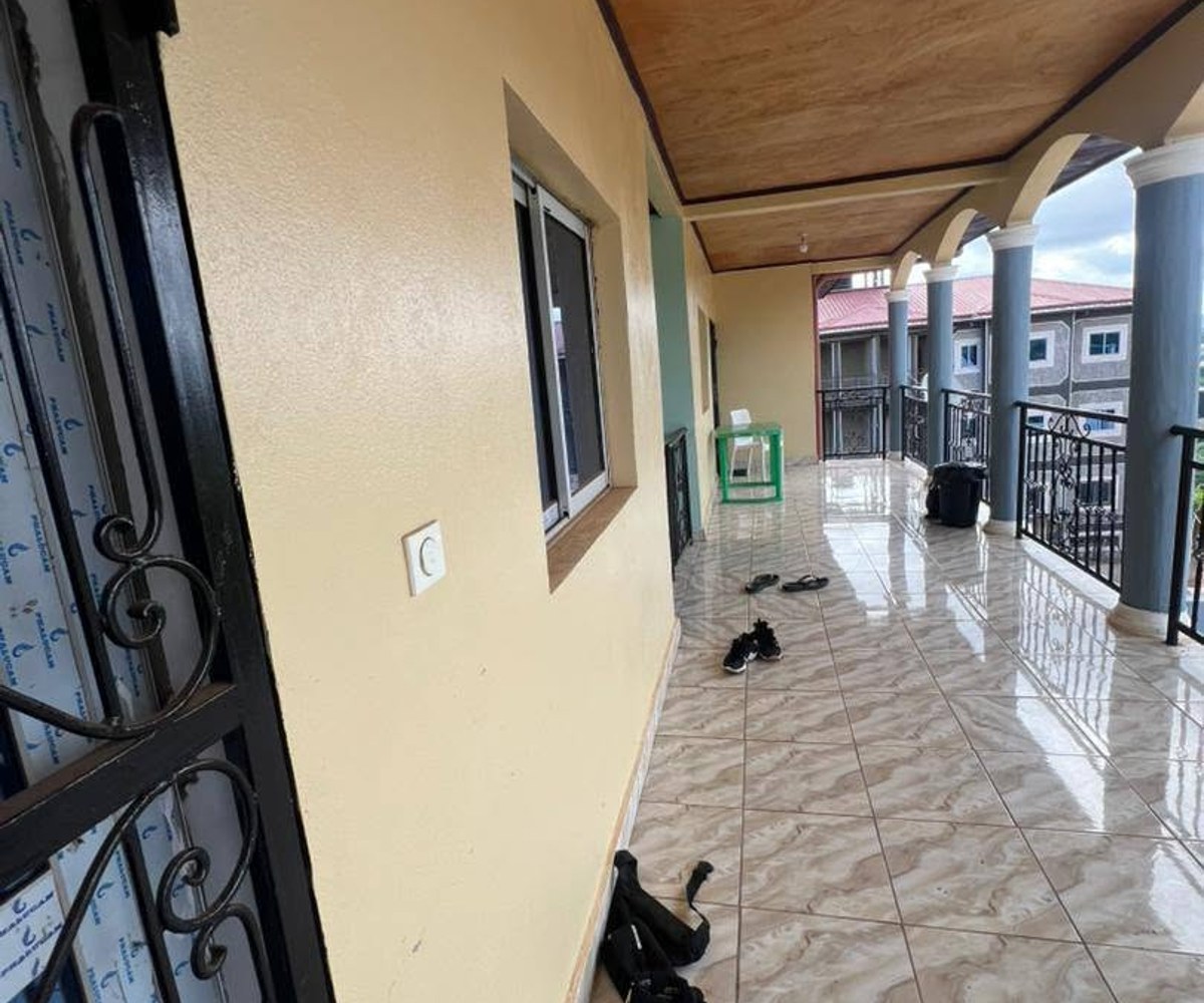 Appartement à louer à Simbock, Yaoundé – 2 chambres, 1 douche