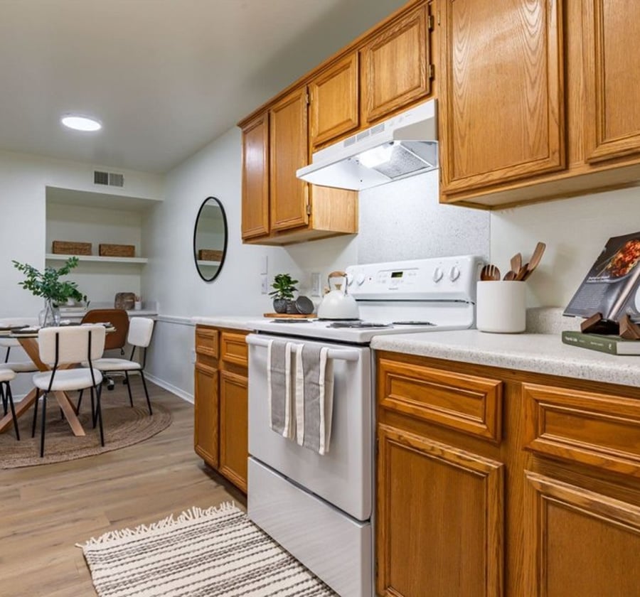 Warehouse for rent in Domayo, Maroua - FCFA 80000 (Negotiable | Agent)