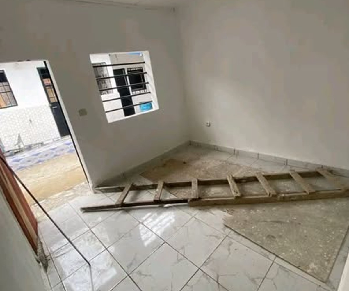 Studio moderne à Nyalla - Entrée école - Dans la barrière