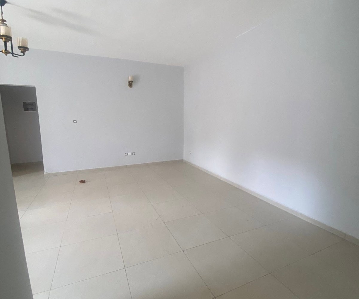 Appartement Moderne à Bastos