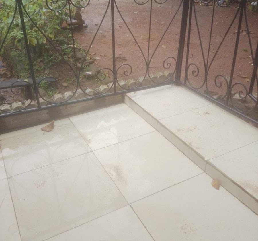 Studio moderne 1 chambre à louer à Santa Barbara - Douala