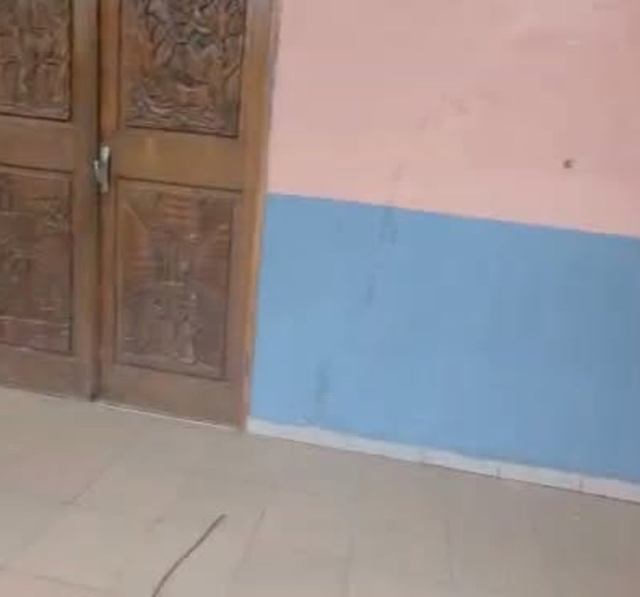 Duplex HD à louer - Bonaberi - 10 chambres