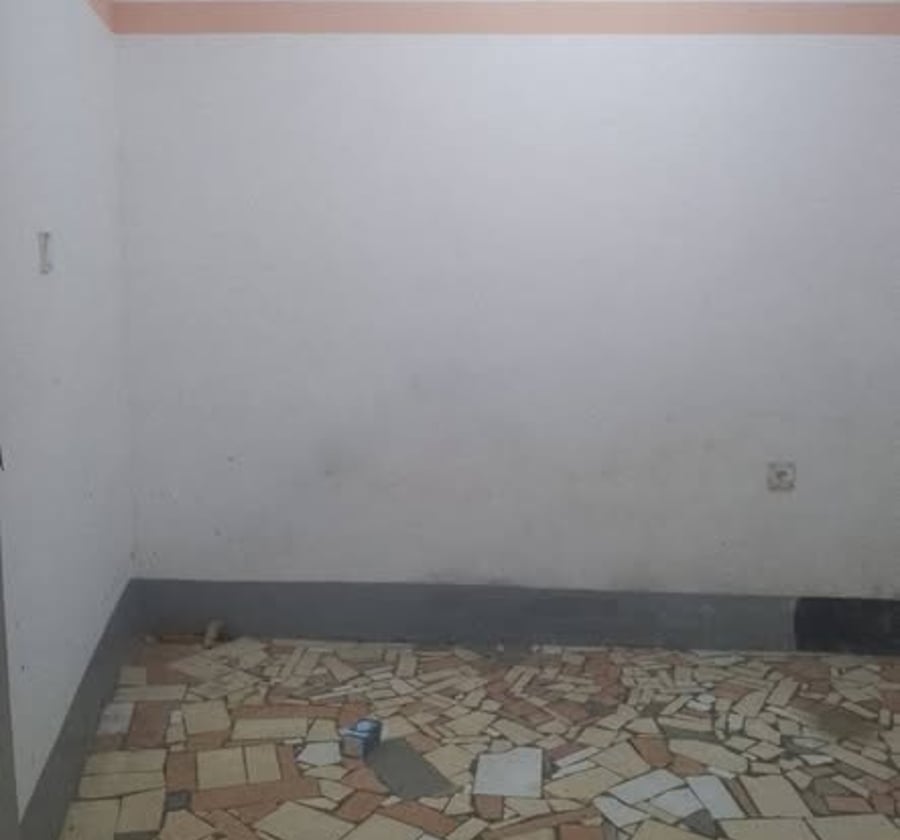 Chambre moderne à louer – Emombo, Yaoundé