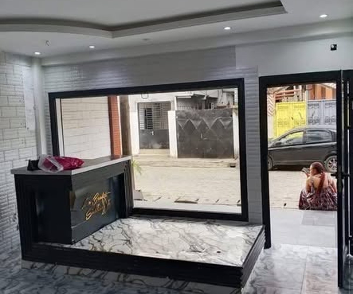 Boutique à louer - Bonapriso