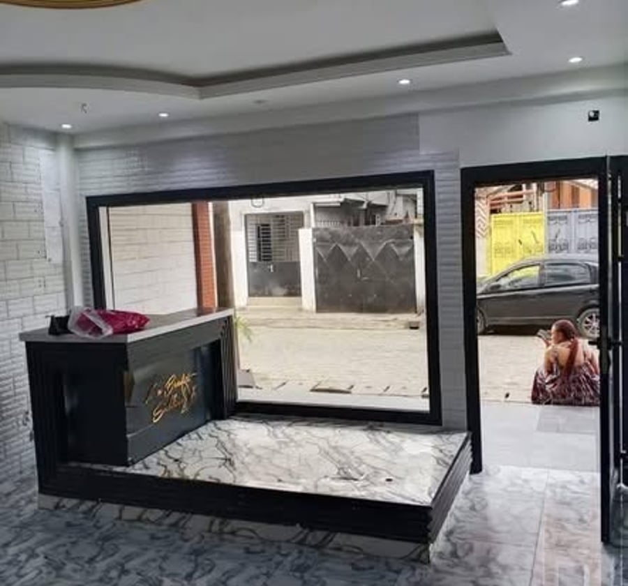 Boutique à louer - Bonapriso