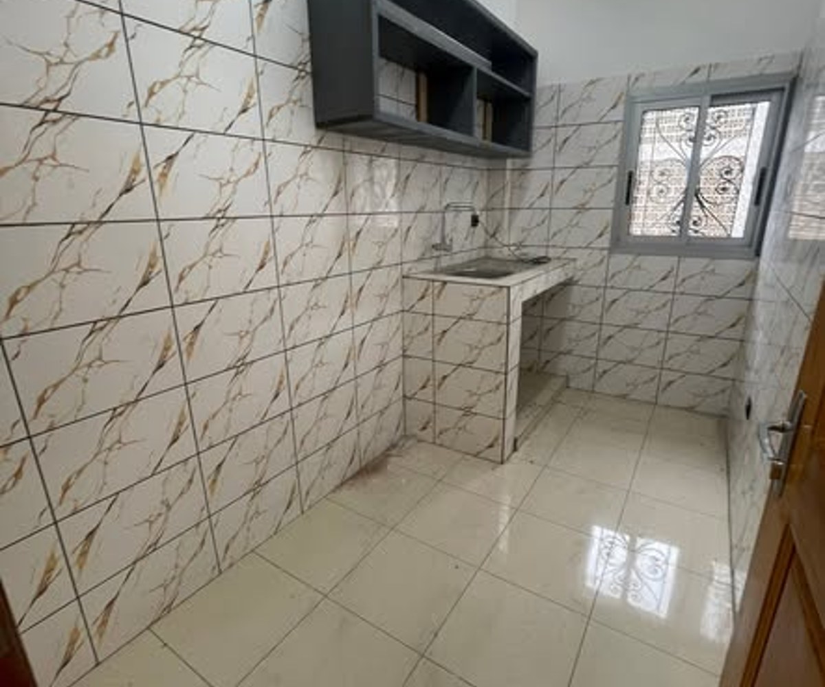 Appartement moderne neuf à PK12 - 2 chambres