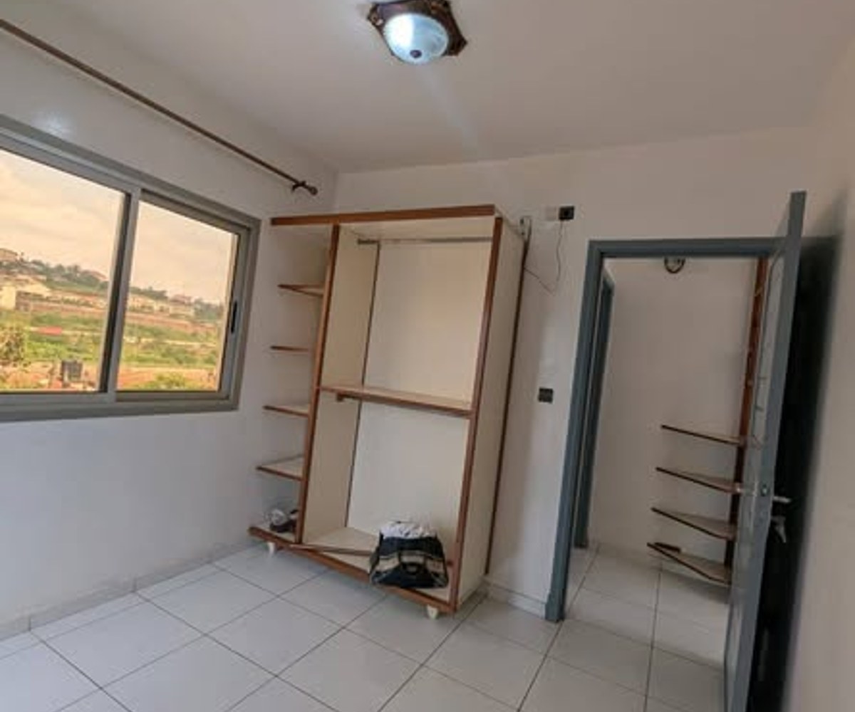 Studio moderne à Nsam, Yaoundé - 75 000 FCFA/mois
