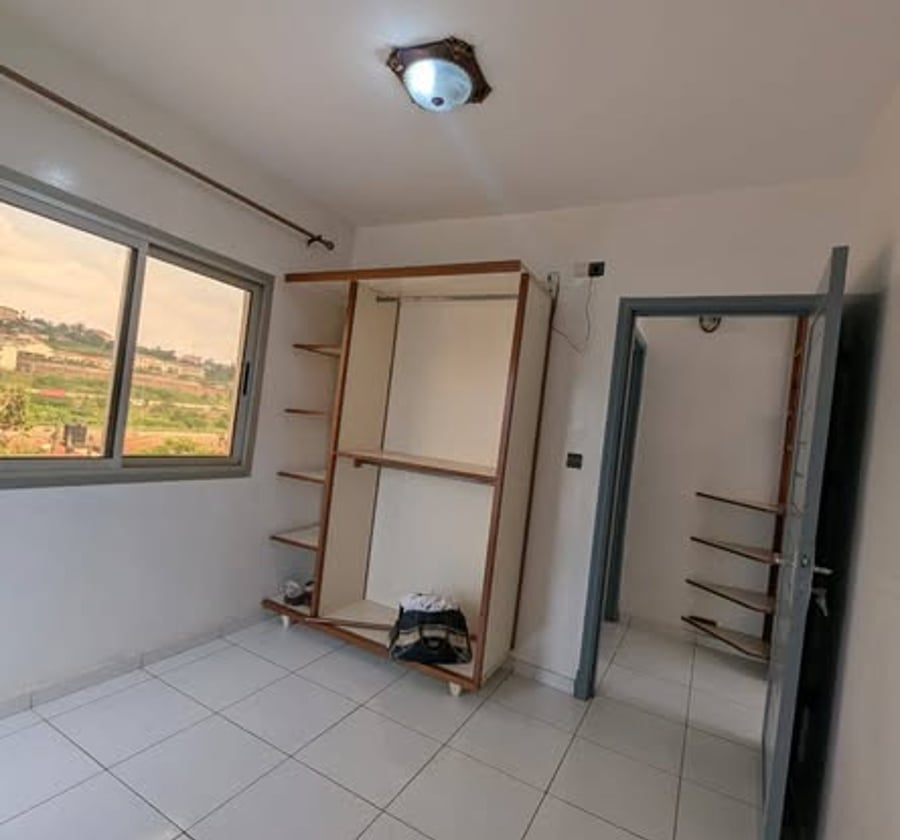 Studio moderne à Nsam, Yaoundé - 75 000 FCFA/mois
