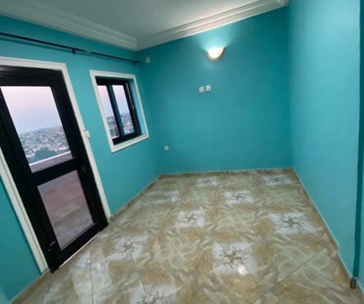 Studio moderne à louer à Ngousso