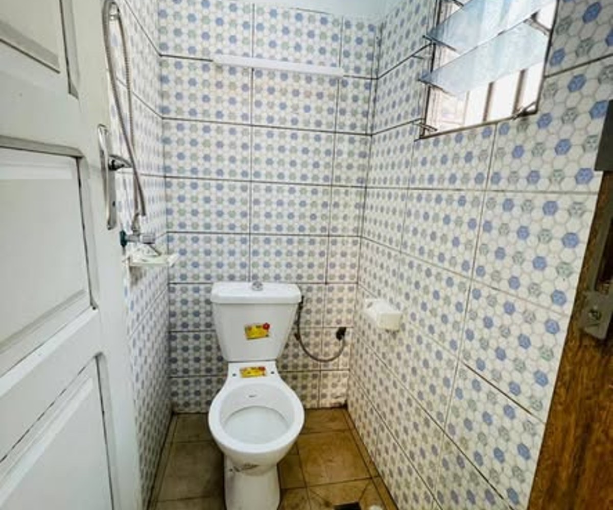 Chambre moderne à Biyem-Assi
