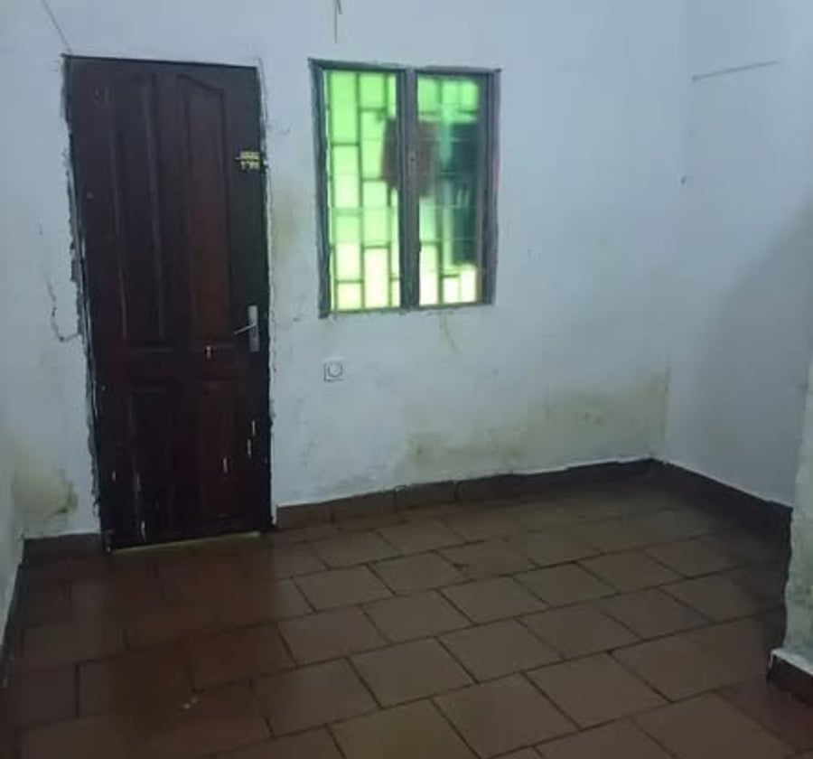 Jolie chambre moderne à louer à Beedi