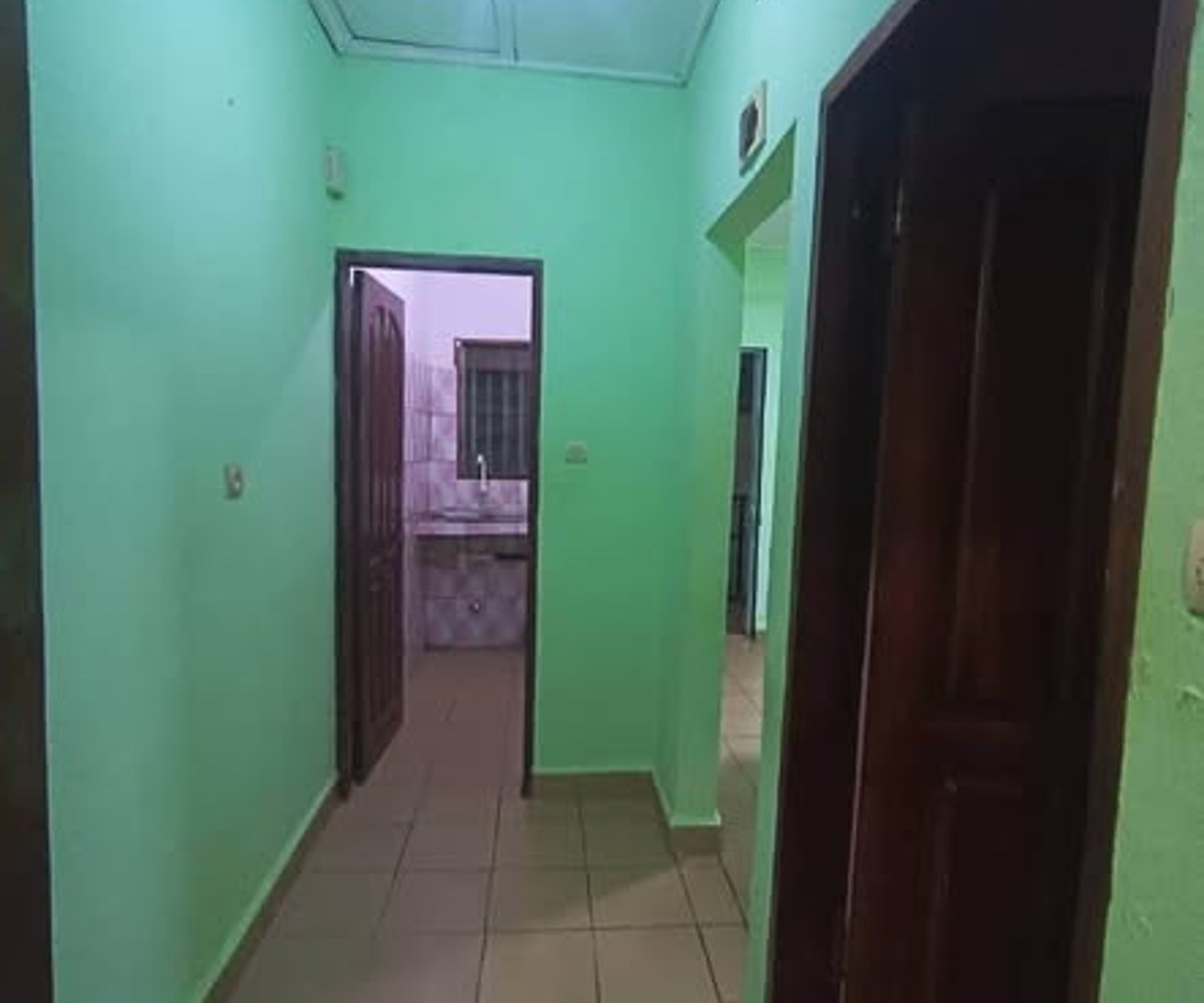 Studio moderne à louer à Biyem-Assi Jouvence