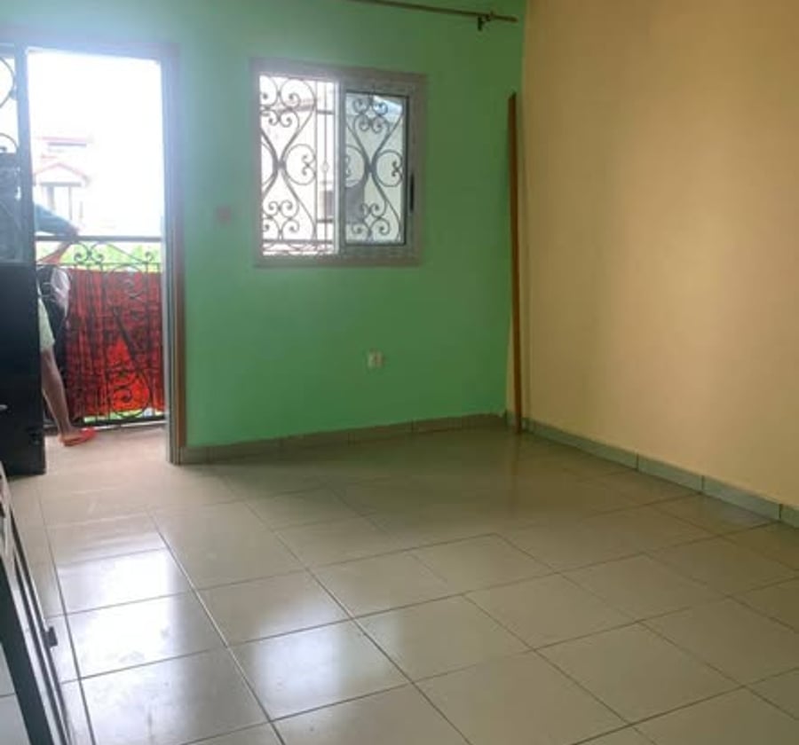 Studio moderne à Village, Douala - 50 000 XAF/mois