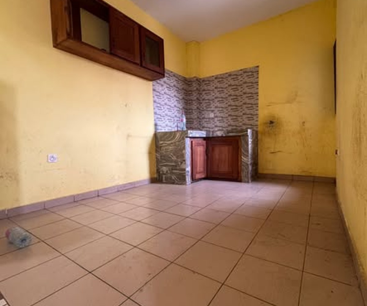 Appartement 3 chambres PK12 - Douala