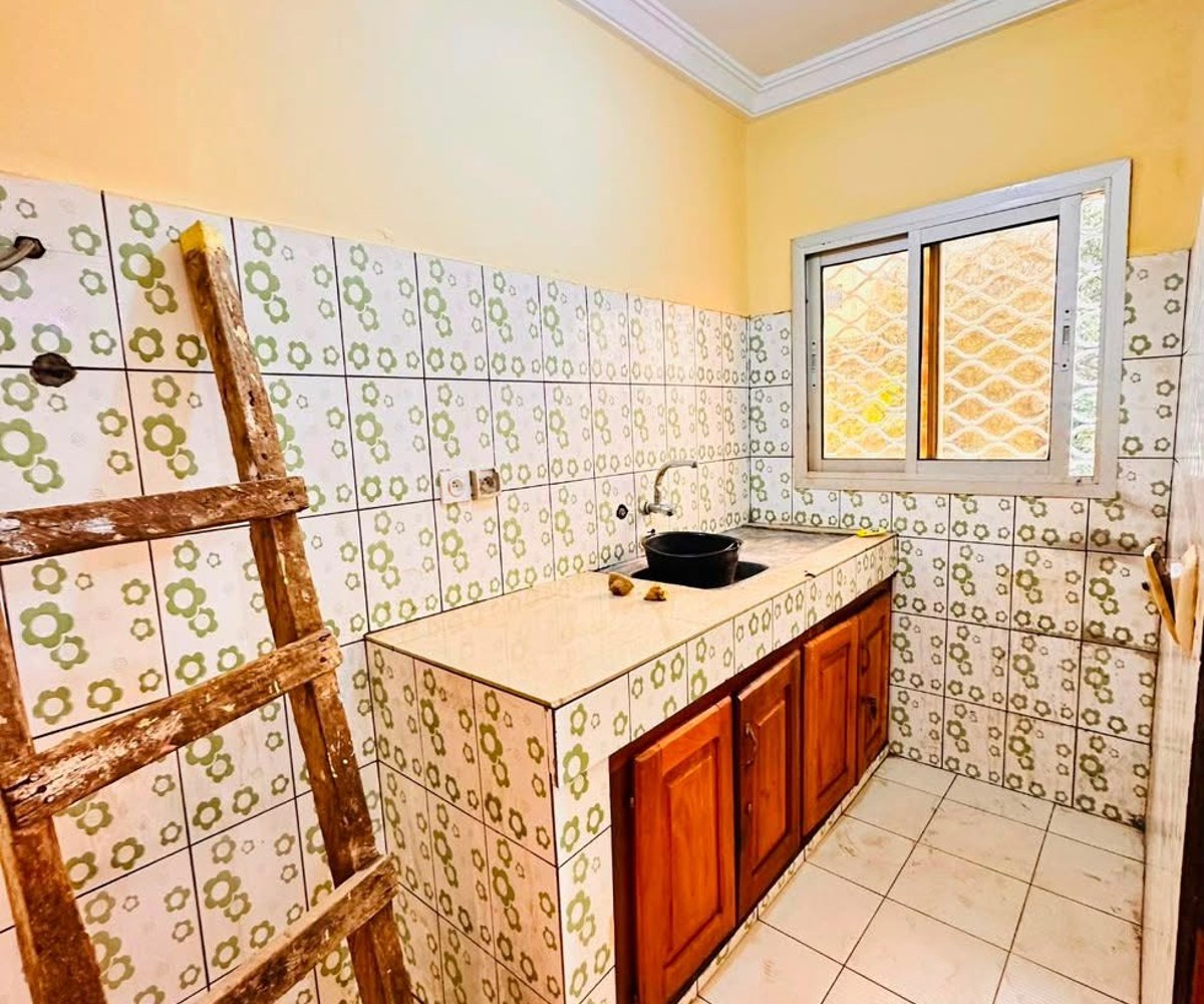 Appartement haut standing à louer - Nsimeyong (Terre Rouge)