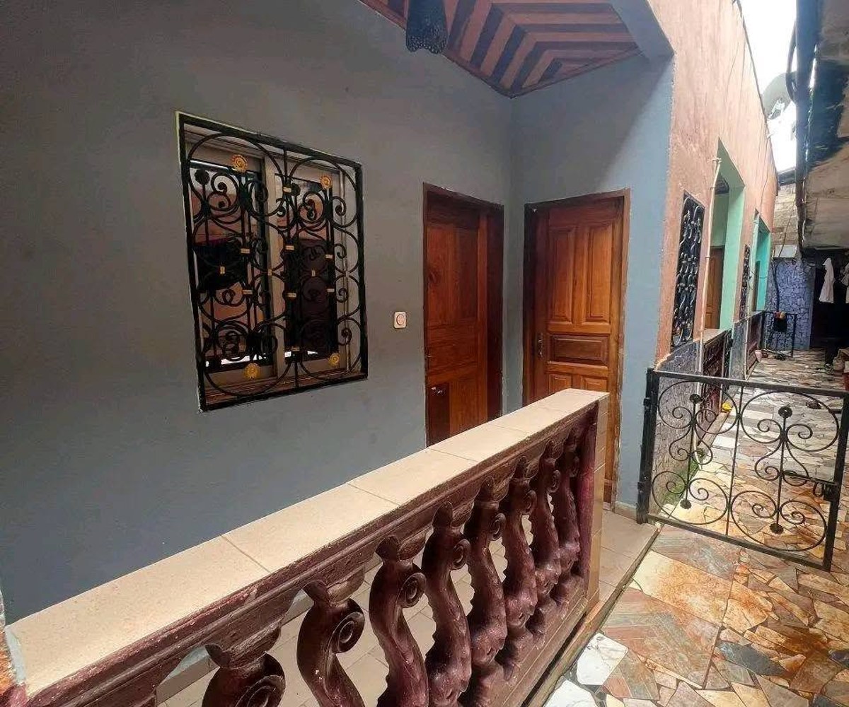 Studio moderne à louer à Biyem-Assi, Yaoundé