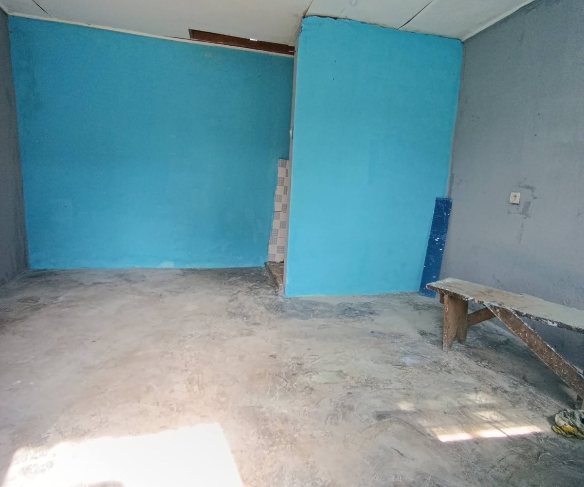 Grande chambre moderne à louer - PK 13, Douala