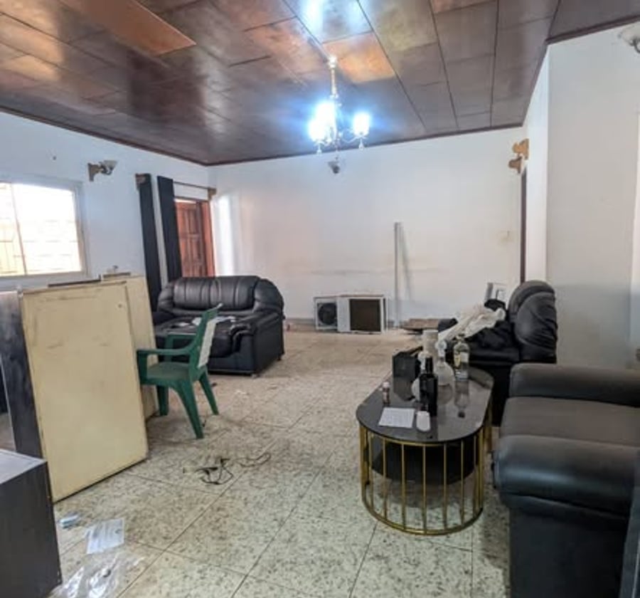 Villa à louer à Biyem-Assi - 3 chambres, 2 douches