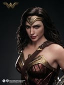 Wonder Woman - Batman V Superman Dawn of Justice Escala 1:6 por InArt